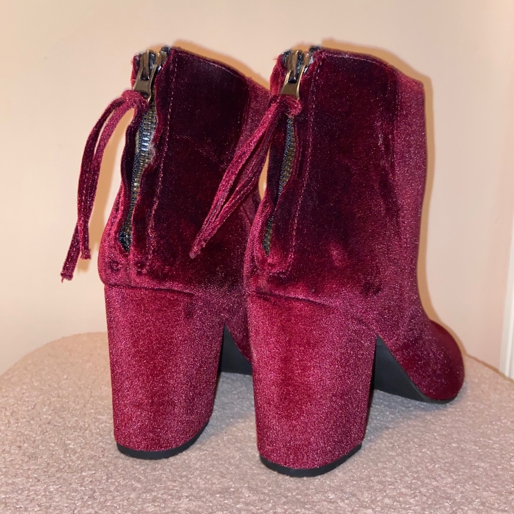 Steve Madden Suede Burgundy Bootie Heels